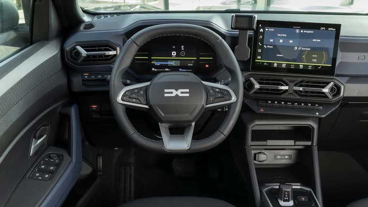 New Renault Duster image gallery