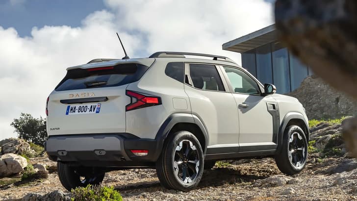 New Renault Duster image gallery