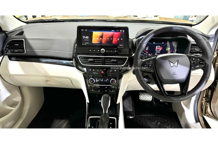 Mahindra XUV 3XO Image Gallery