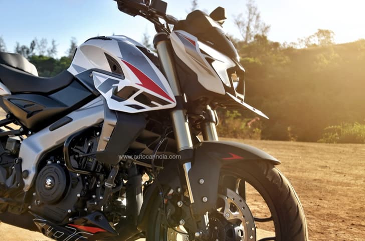 The NS400Z gets a new headlight with two lightning bolt shaped DRLs flanking a projector headlight.