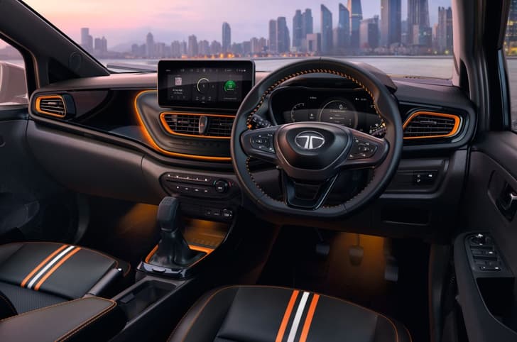 Tata Altroz Dashboard
