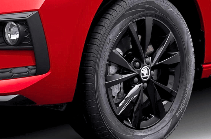 Skoda Slavia Monte Carlo image gallery