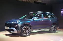 Hyundai Alcazar facelift image gallery