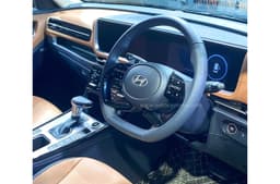 Hyundai Alcazar facelift image gallery