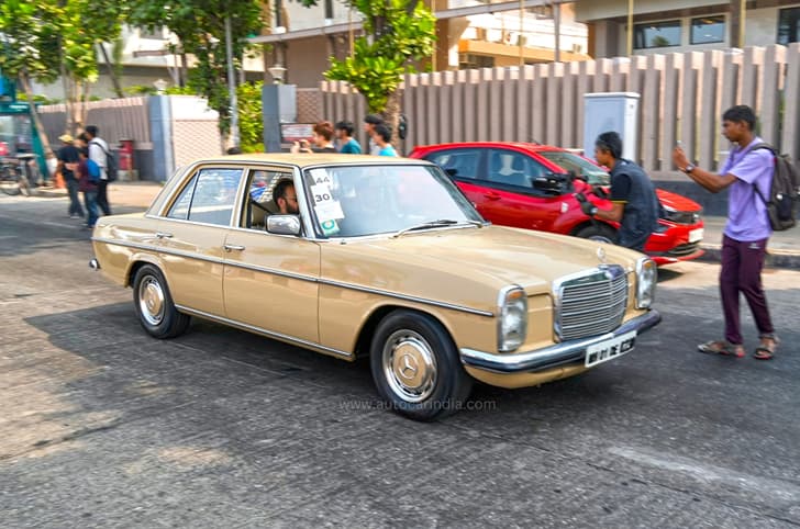 A beautifully maintained (W115) 230.