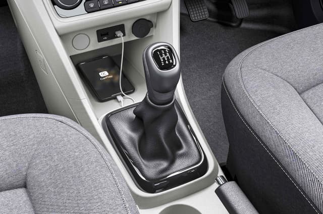 Charging Ports Image - 15905