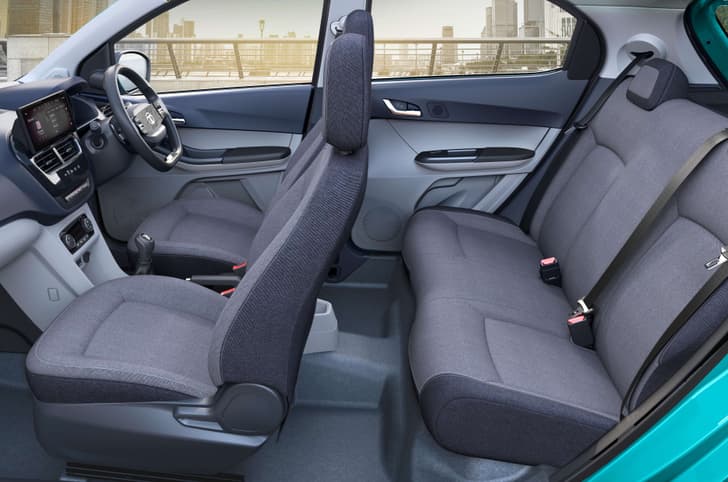 2025 Tata Tiago image gallery