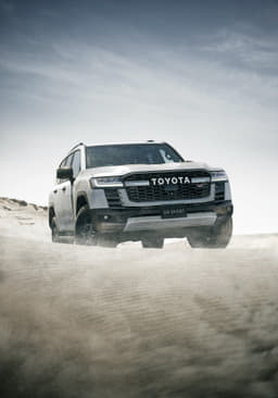 Toyota Land Cruiser LC300 image gallery