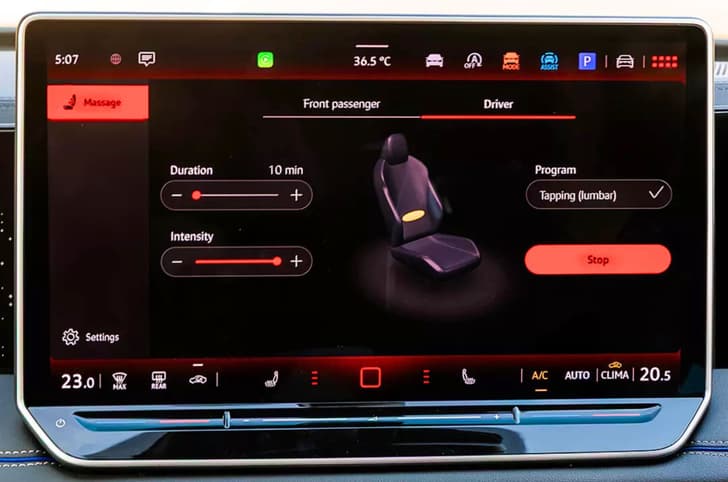 2025 Volkswagen Tiguan image gallery