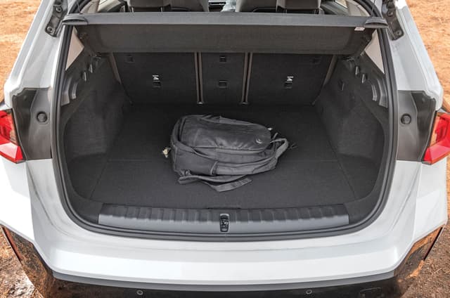 Rear View Image - 2885