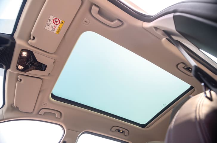 Bmw Ix1 Lwb Sunroof