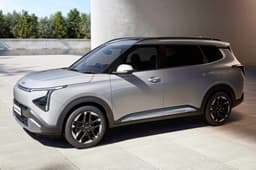 2025 Kia Carens Clavis image gallery