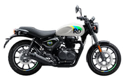 The Mid-spec and Top-spec variant witness a price hike of Rs 7,000