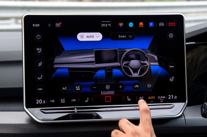 Volkswagen Golf Dashboard