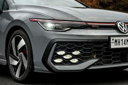 Volkswagen Golf Headlight