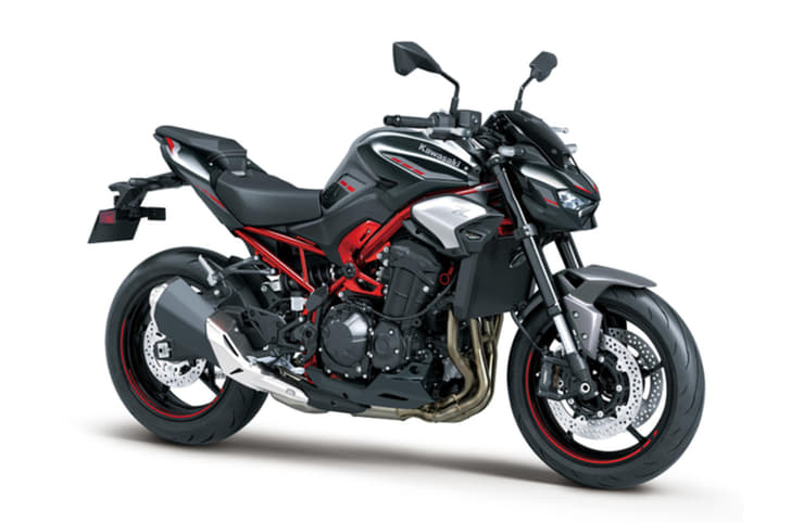 Kawasaki Z900 red colour front static