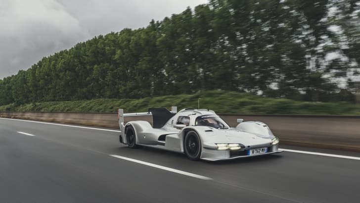 Porsche 963 RSP road side shot