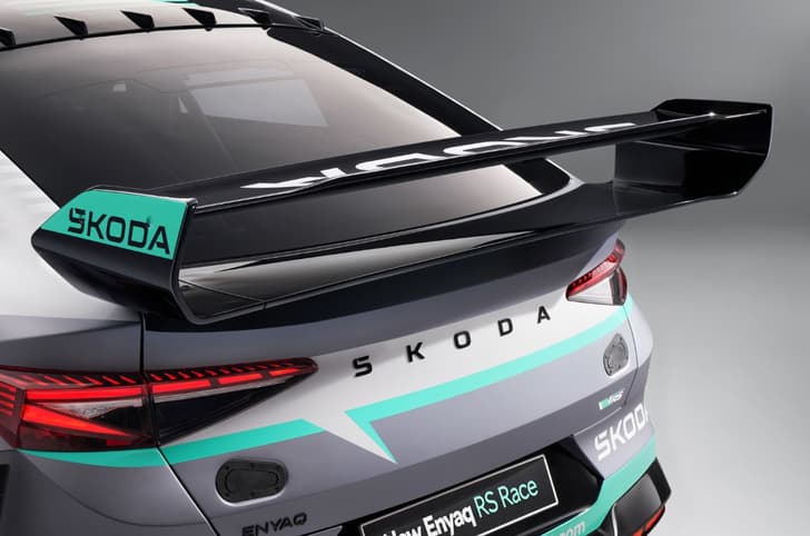Skoda electric car concept Enyaq RS race rear wing, spoiler