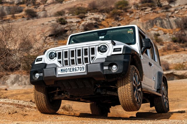 Over the 3 door Thar, Roxx's body has been strengthened and stiffened for better safety.