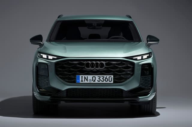 New split headlamp setup, which includes pixel-shaped DRLs and Matrix LED headlights. Image - 19691