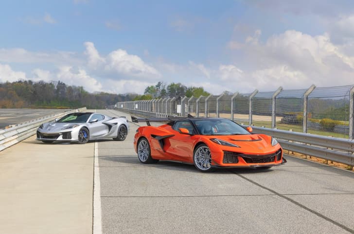 Chevrolet Corvette ZR1X orange and silver on track