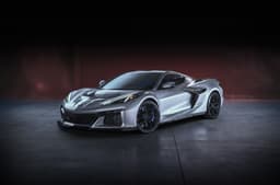 Chevrolet Corvette ZR1X white front right 
