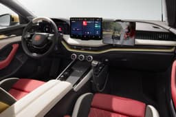 Skoda Superb concept dashboard touchscreen