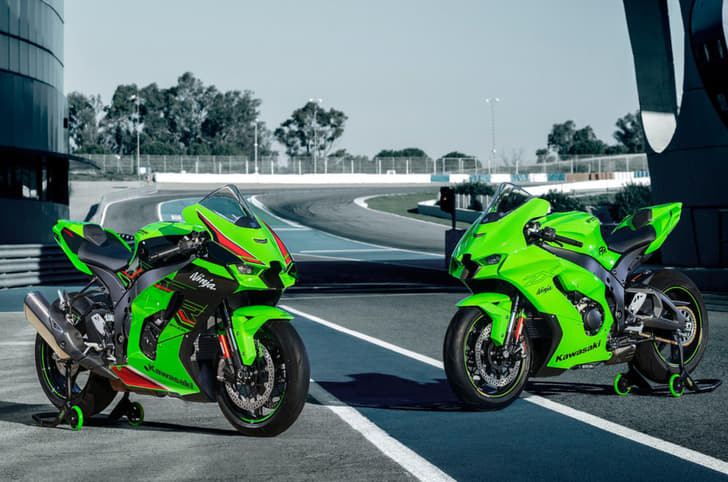 Kawasaki ZX-10R with the ZX-10RR