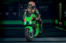 Kawasaki ZX-10R rolling out of the pit