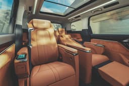 MG M9 seats