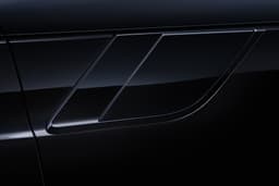 range rover sport sv black edition side vent in studio