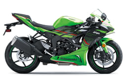 Kawasaki ZX-6R side profile shot