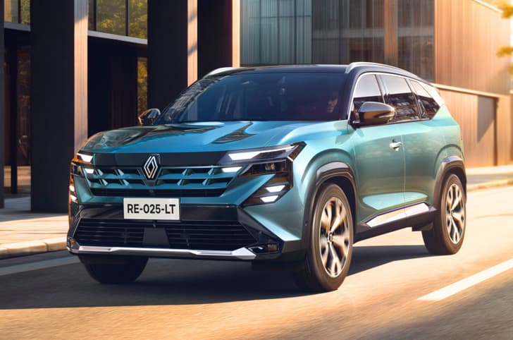 Renault Boreal front