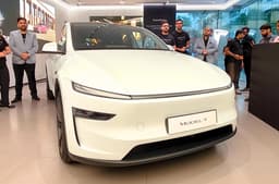 Tesla Model Y It is available in two variants in India - Standard and Long Range Tesla Model Y It is available in two variants in India - Standard and Long Range