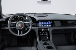 Porsche Taycan 4S Black Edition interior