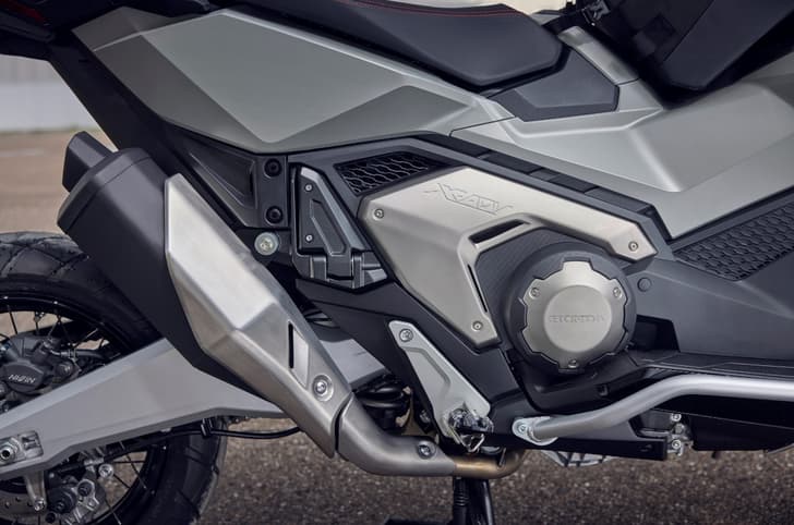 Honda XADV engine