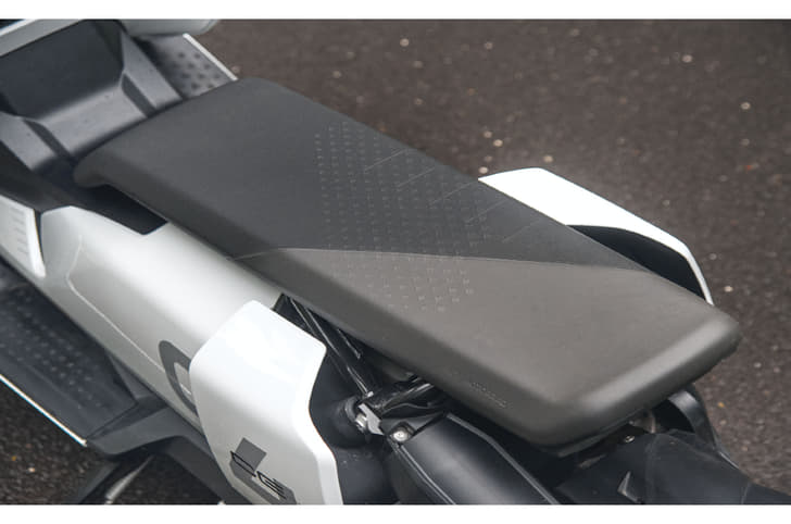 BMW CE 04 seat