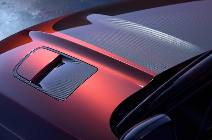 Range Rover Sport Carbon Edition bonnet 