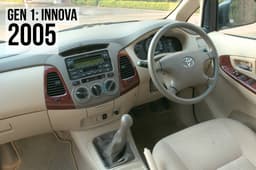 2005 toyota innova in field