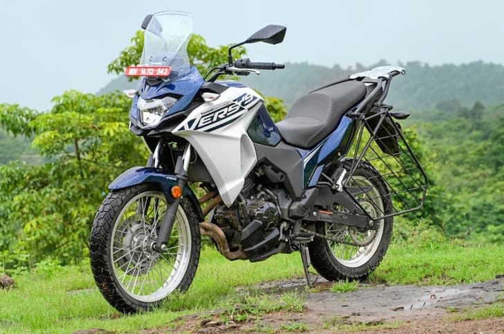 Kawasaki Versys X-300 front left three quarter