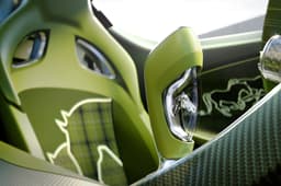 bugatti brouillard in studio