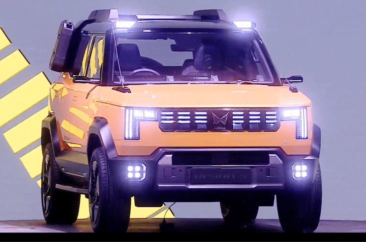 Mahindra Vision S exterior