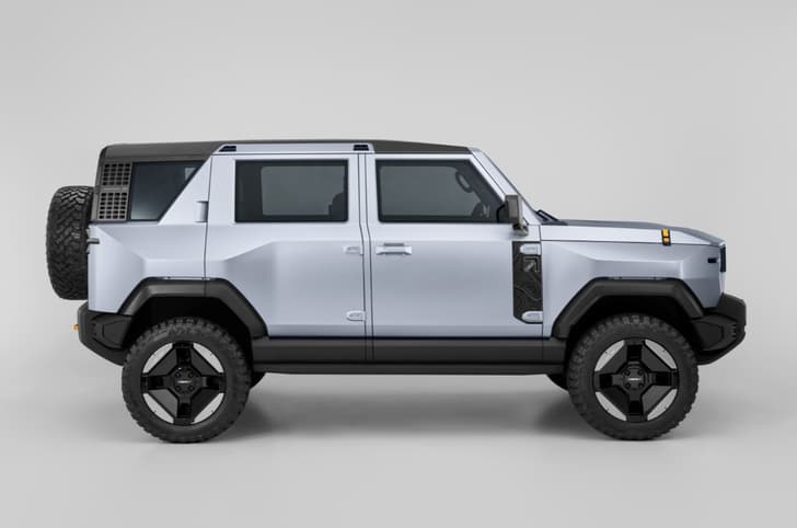 Mahindra Vision T side profile