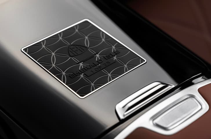 Edition-specific detailing is carried through to the centre console, finished in Piano Black with fine silver lines.