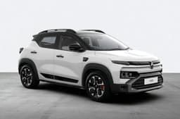 Renault Kiger white color with black roof