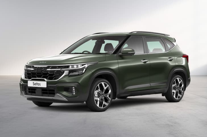 Kia Seltos green colour front left side