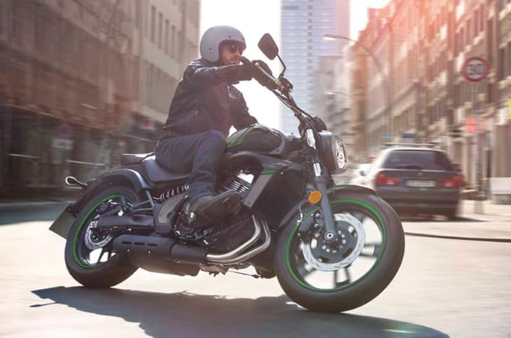 Kawasaki Vulcan S left corner shot