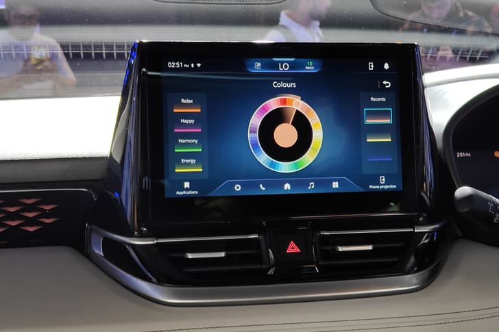 2025 maruti suzuki victoris in studio