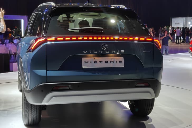 2025 maruti suzuki victoris in studio