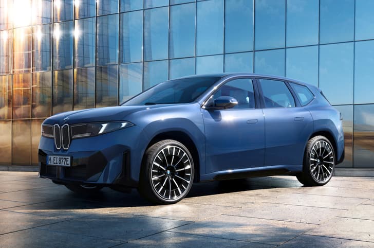 2025 BMW iX3 exterior front three quarter